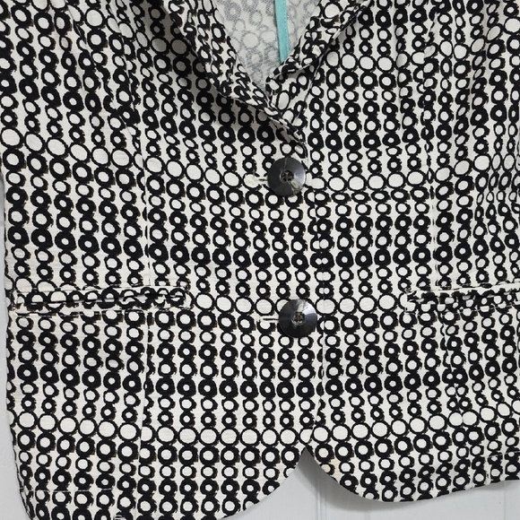 CAbi Black and White Patterned Blazer - Picture 2 of 12